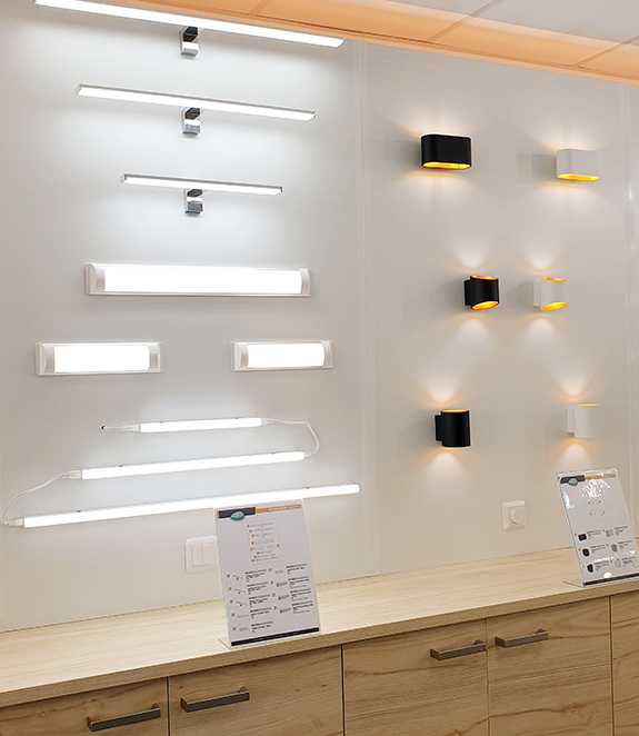 Siteame Fournitures Electrique Nice Showroom Appliques Luminaires Nausicaa Parenti 2