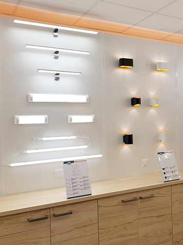 Siteame Fournitures Electrique Nice Showroom Appliques Luminaires Nausicaa Parenti